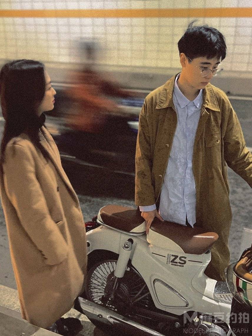 情侣模特