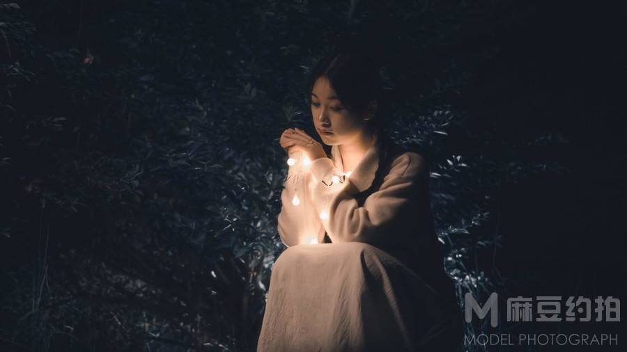 夜景模特