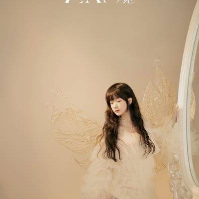 黑白模特