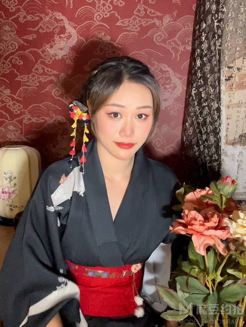 和服模特