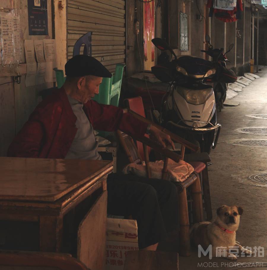 纪实模特
