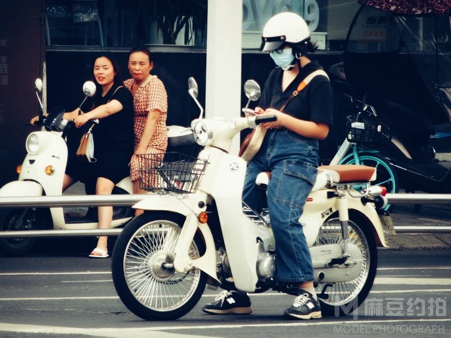 胶片模特