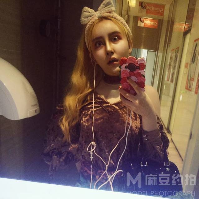 暗黑模特
