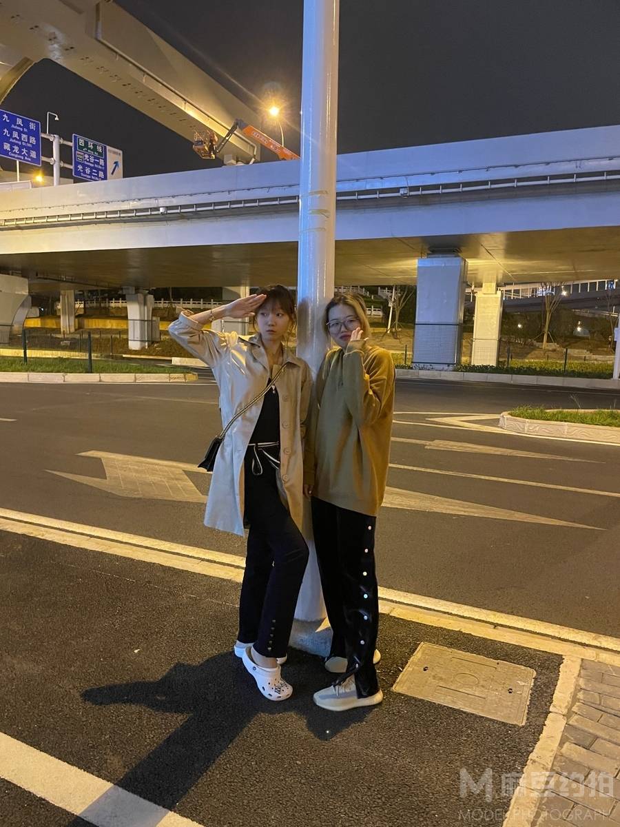 夜景模特