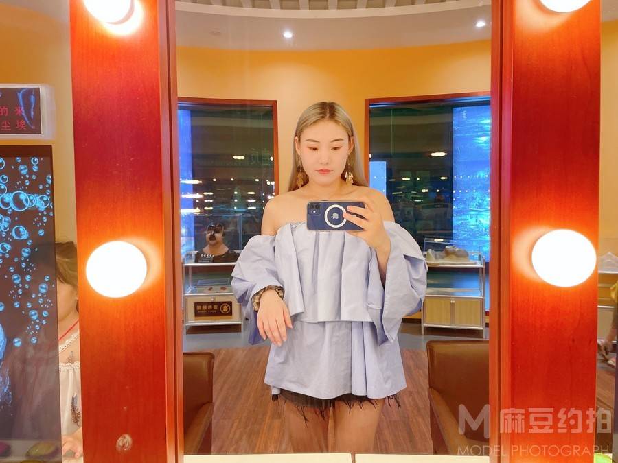 情侣模特