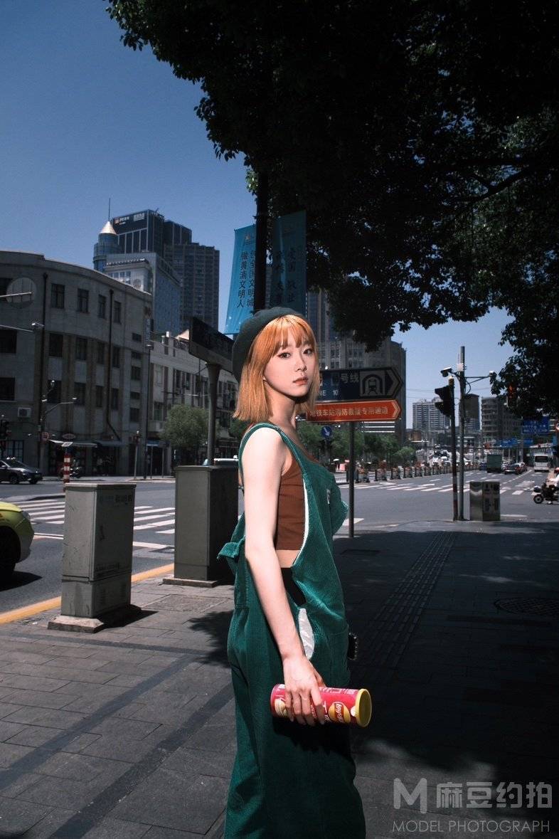 校园模特