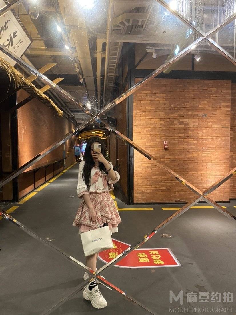 清新模特