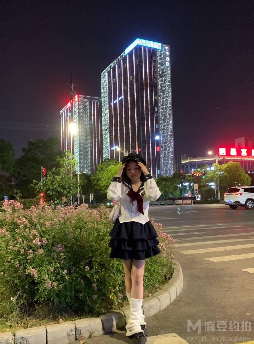 校园模特