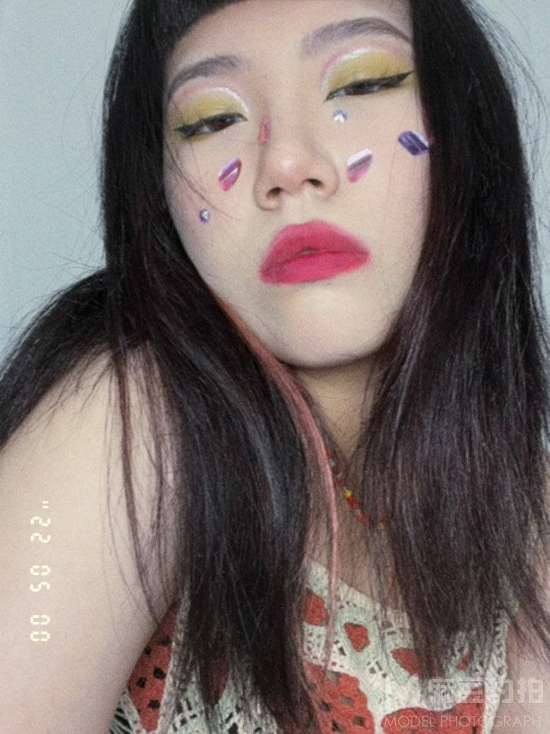 妆容模特