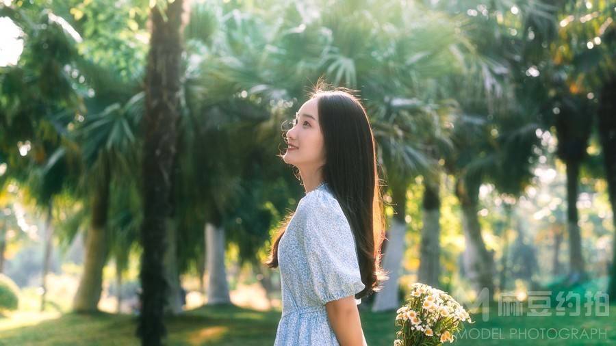 妆容模特