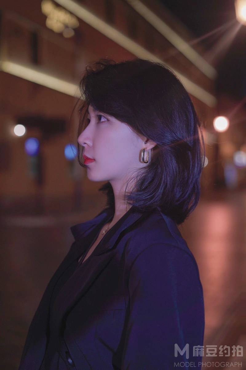 夜景模特