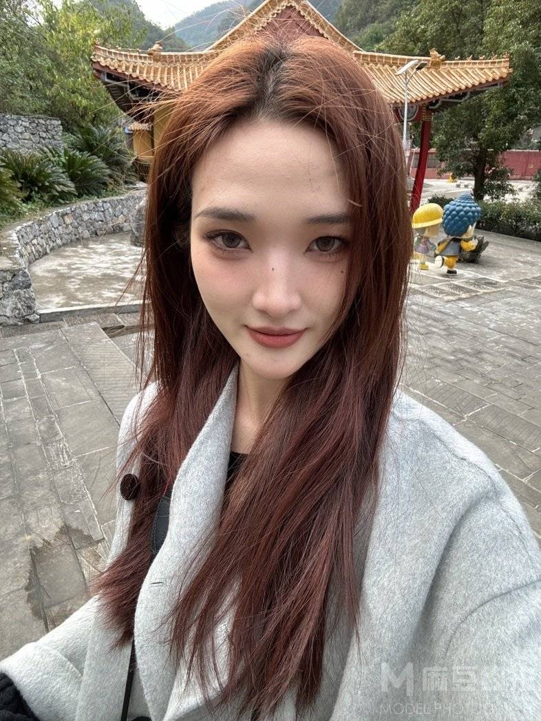 纪实模特