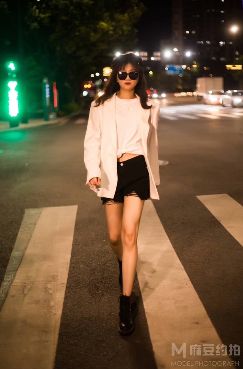 夜景模特