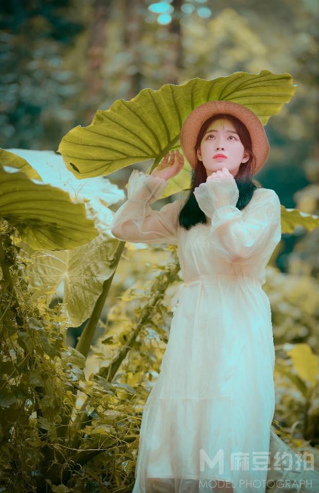 情绪模特
