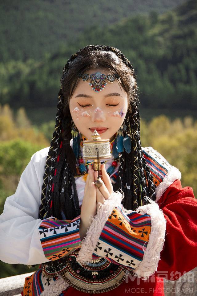 妆容模特