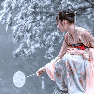 汉服模特