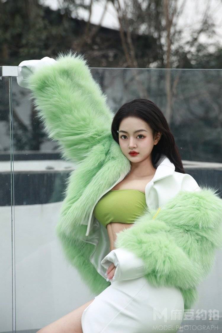 清新模特