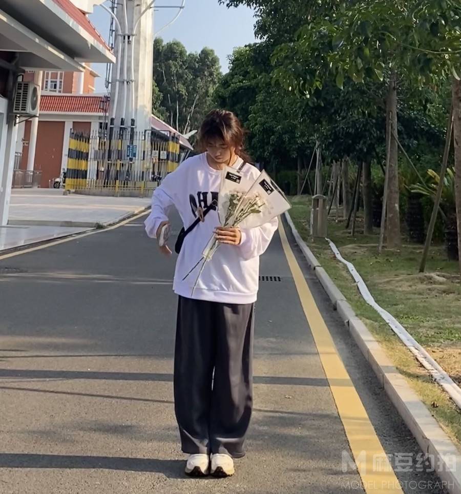 校园模特