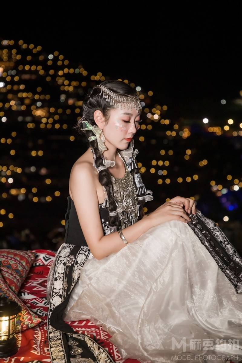 夜景模特