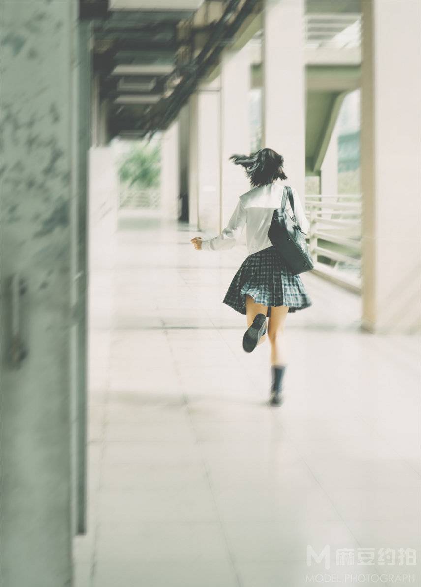 胶片模特