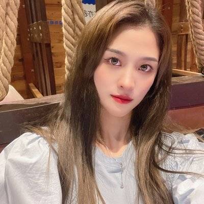 黑白模特