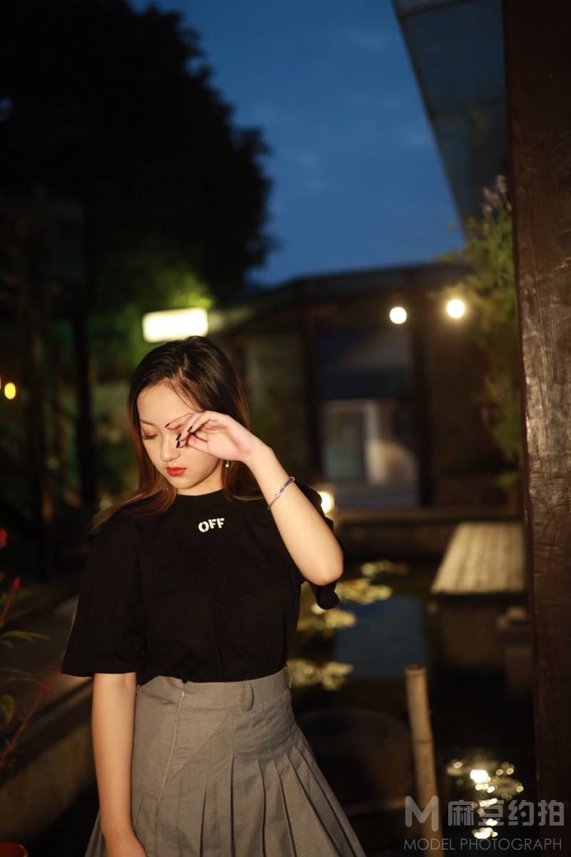夜景模特