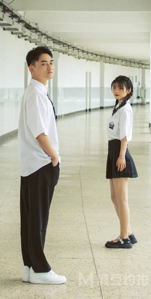情侣模特