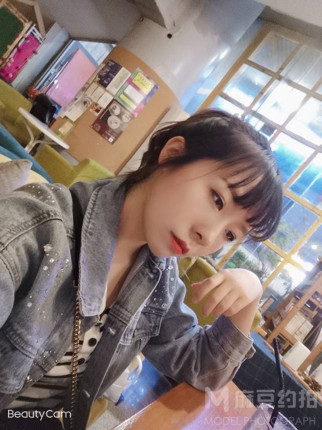 民国模特