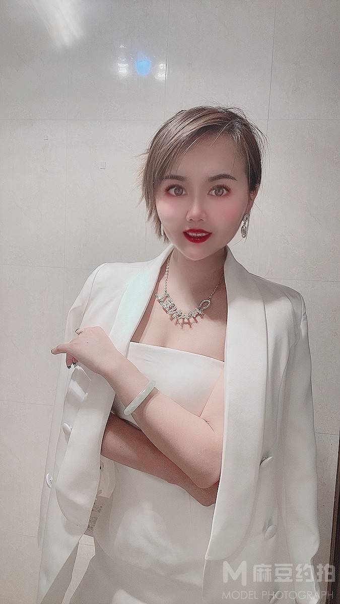 时尚模特