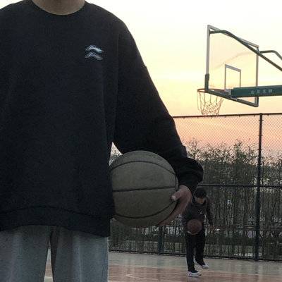 黑白模特
