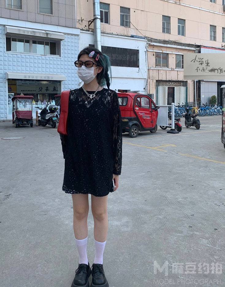 暗黑模特