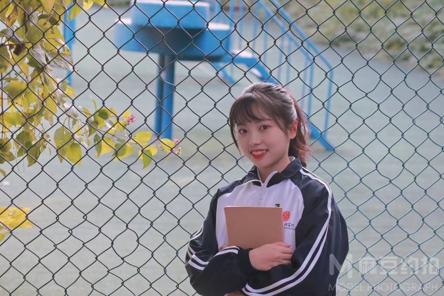 校园模特