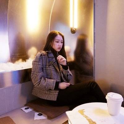 宝丽来模特