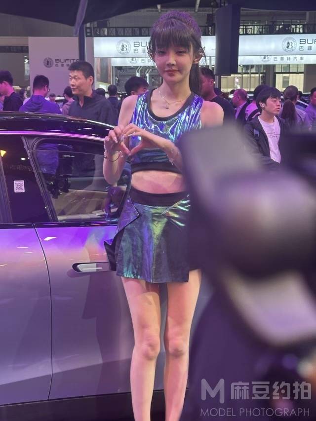 宝丽来模特