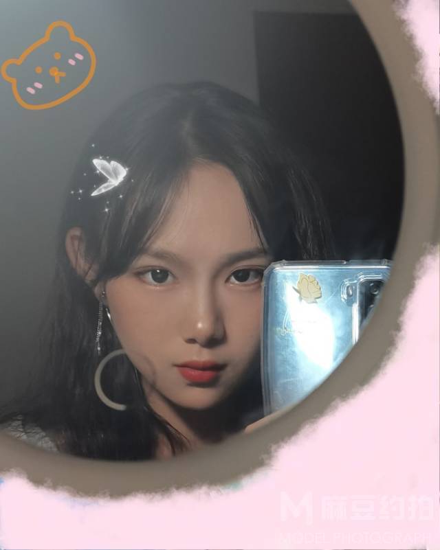 妆容模特