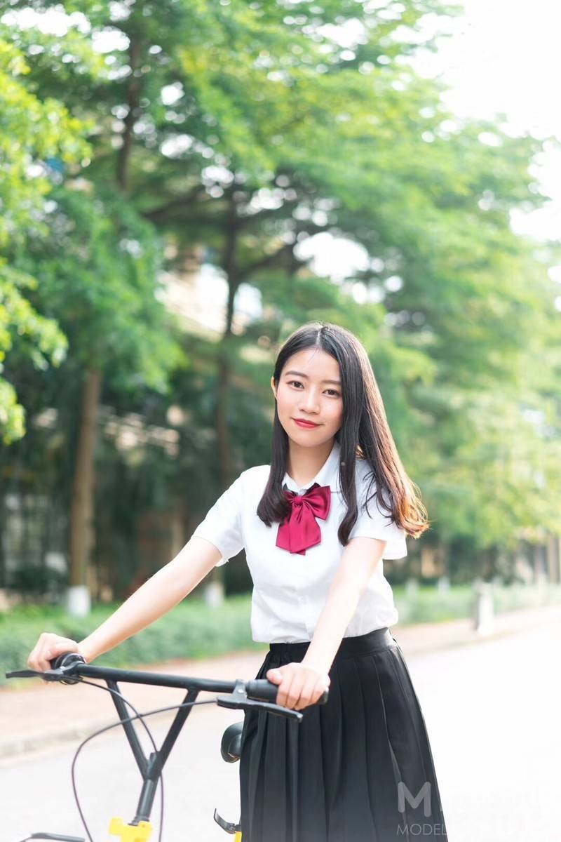 民国模特