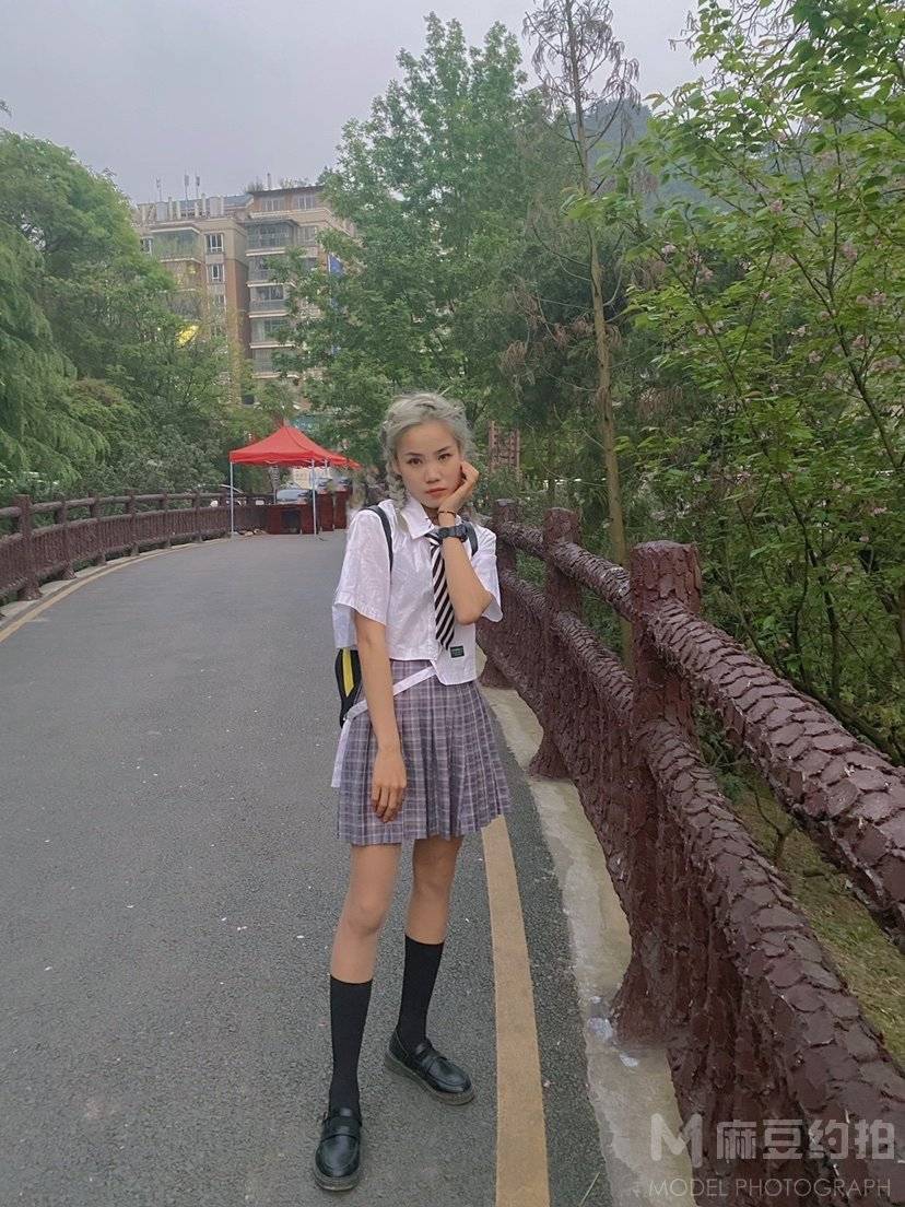 校园模特