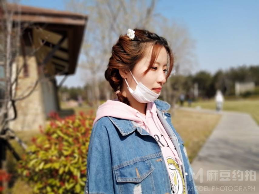 校园模特