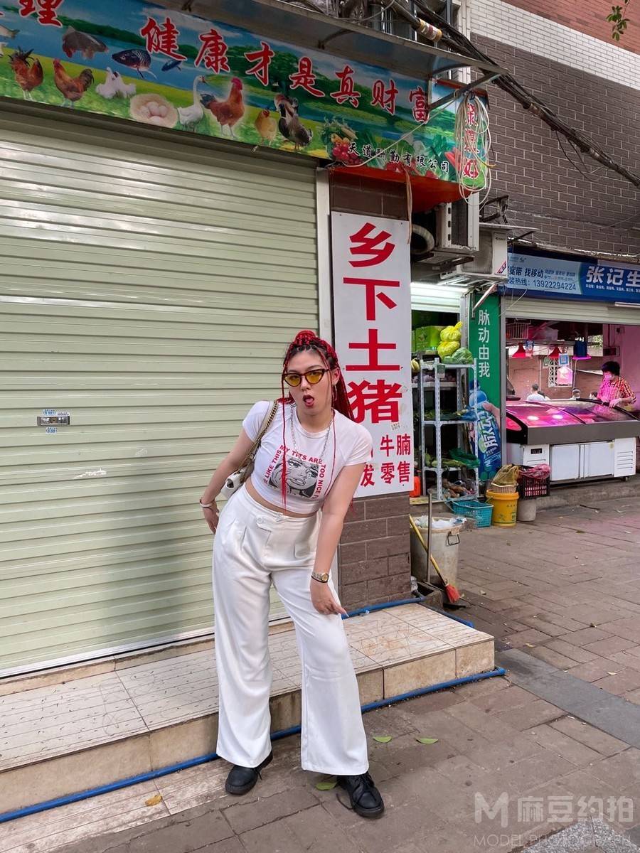 暗黑模特