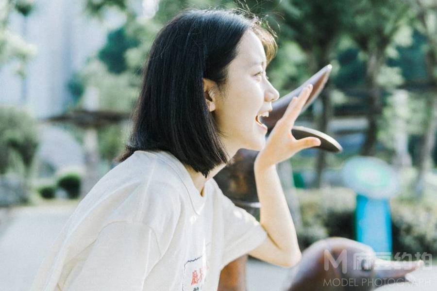 校园模特