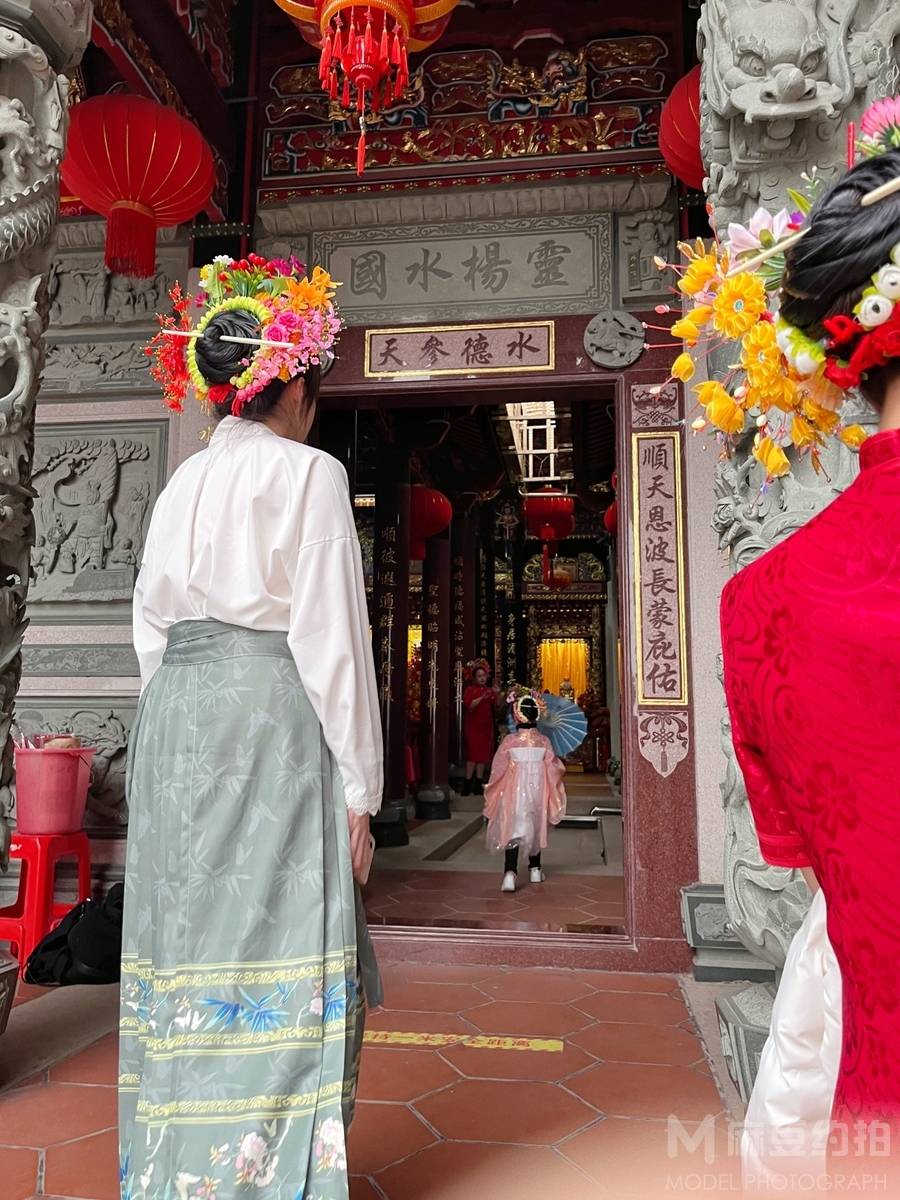 妆容模特