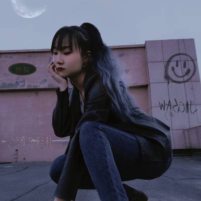 宝丽来模特