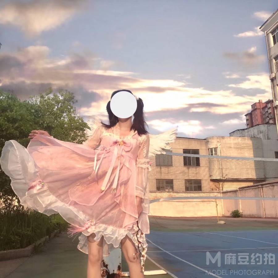 校园模特