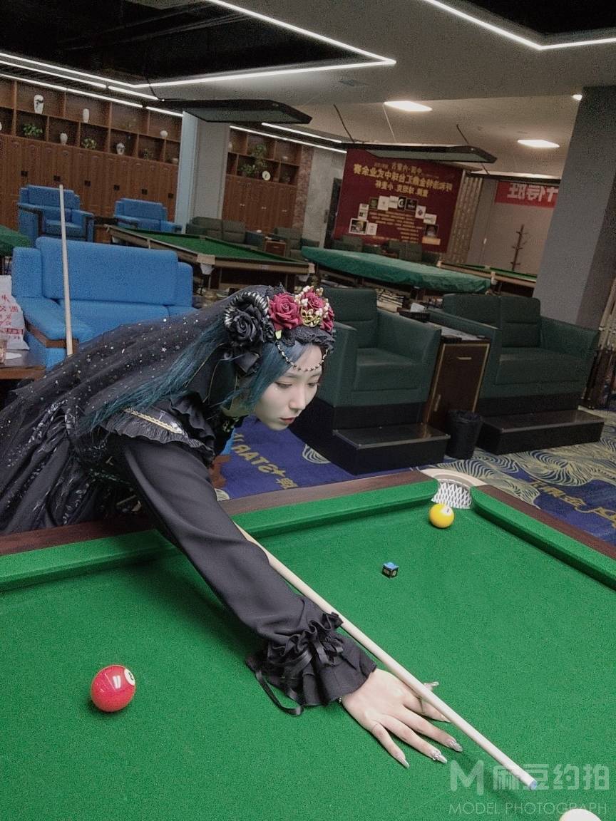 暗黑模特
