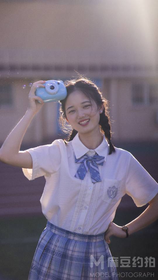 校园模特