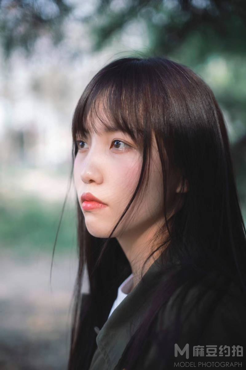 宝丽来模特