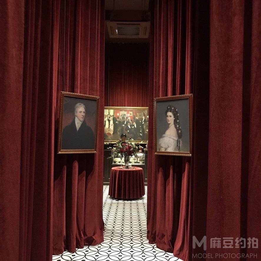 校园模特