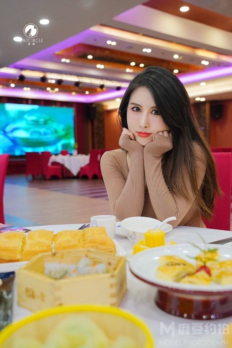 纪实模特