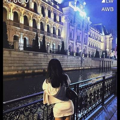 夜景模特