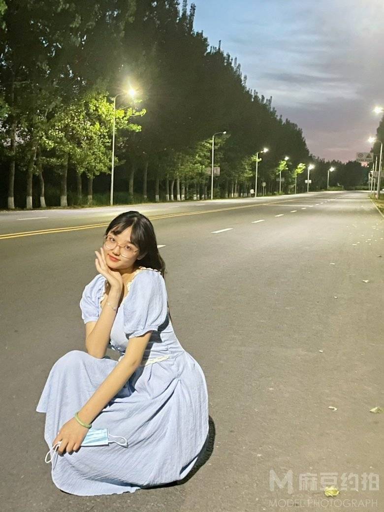 校园模特
